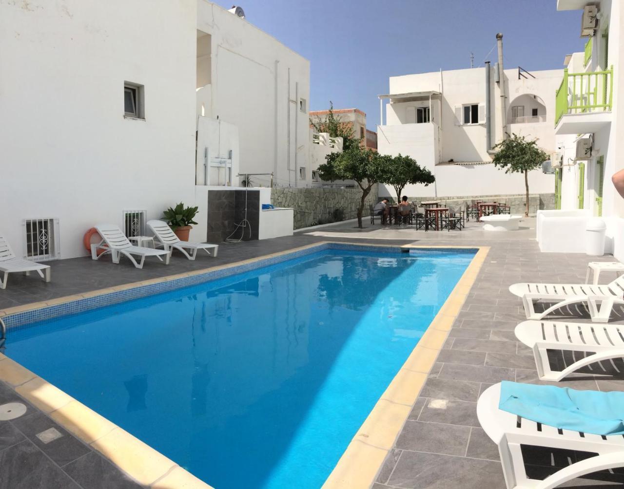 Auberge de jeunesse Frangiscos à Páros Extérieur photo